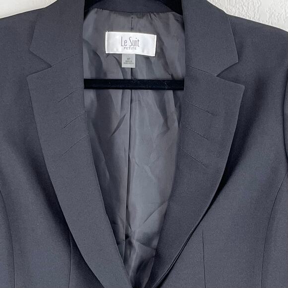 Le Suit Petite Solid Black Single Breasted One Button Short Blazer Jacket 8P NWT - Picture 5 of 16
